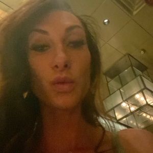 Meet your Posher, Liz